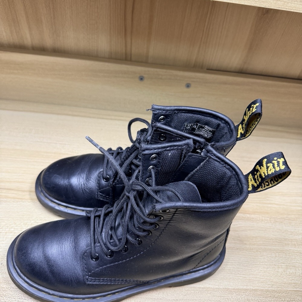 Doc Martens 1460J Black‎ Leather Combat Boots Unisex Black Size 1 READ - Picture 8 of 13